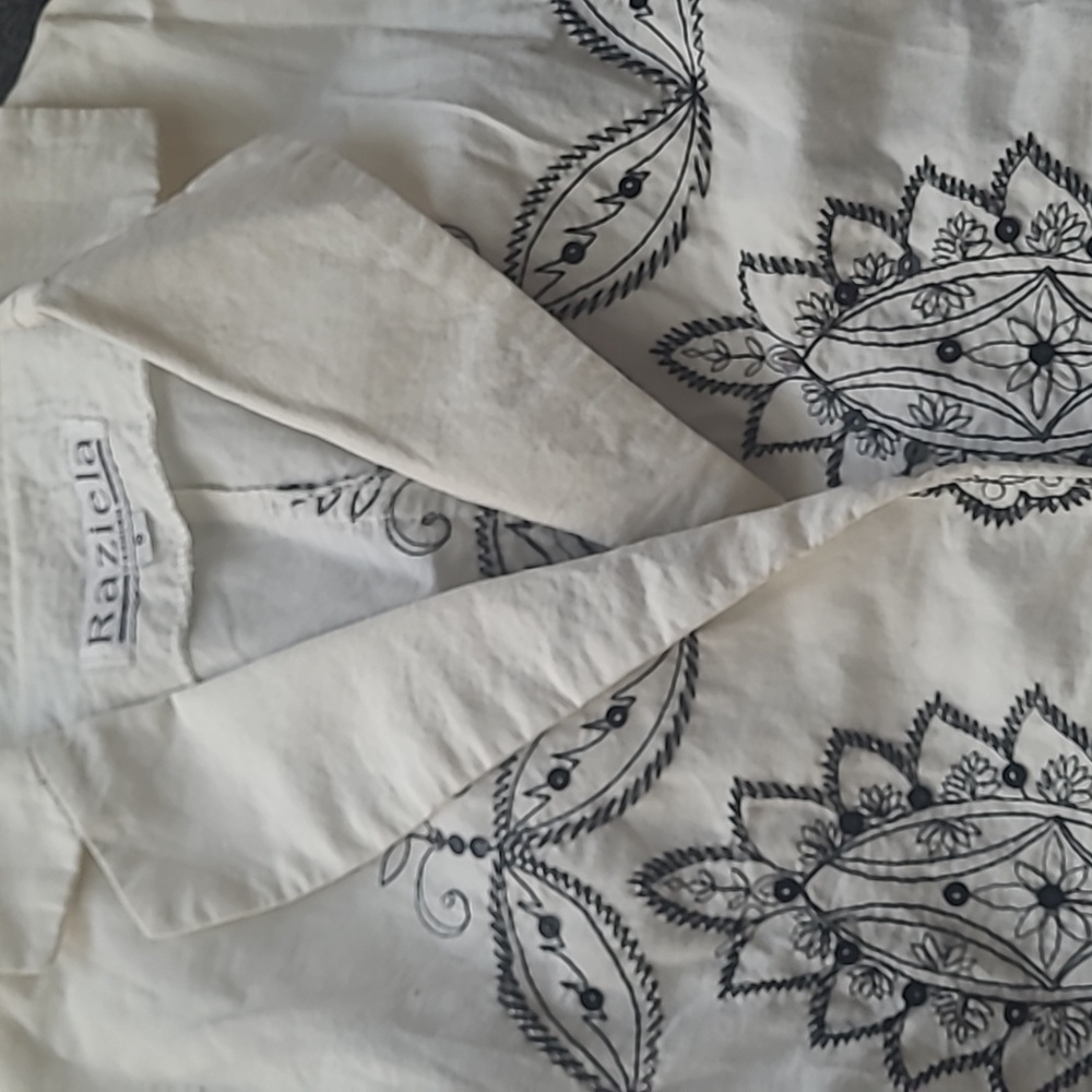 Embroidered and Sequined Jacket - Picture 8 of 16